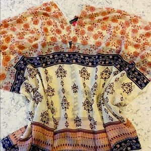 LAT CHANCE Vince Camuto Swim Cover Up